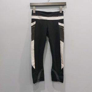 Lululemon Run: Inspire Crop White Black Reflective Size 2